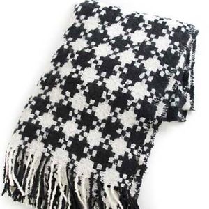 MacKenzie-Childs Hounds Tooth Throw Black & Cream.